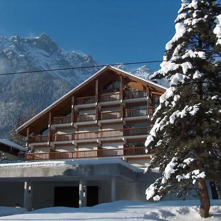 Les Pecles By Interhome Chamonix Mont Blanc